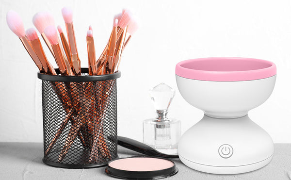 Make up brush cleaner